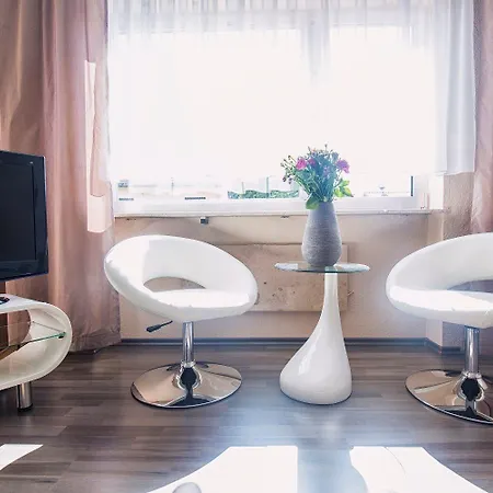 公寓 Ferienwohnung Mit Balkon Fur Funf Bis Neun Personen