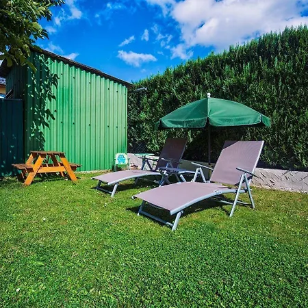 Ferienwohnung Mit Balkon Fur Funf Bis Neun Personen *