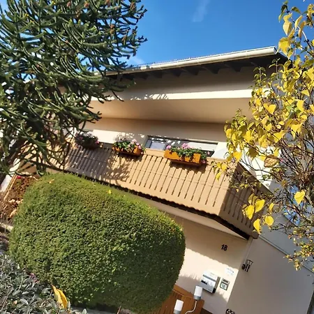 公寓 Ferienwohnung Mit Balkon Fur Funf Bis Neun Personen *